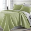 King/Cal King Lightweight Sage Ultra Soft 3-Piece Microfiber Quilt Set